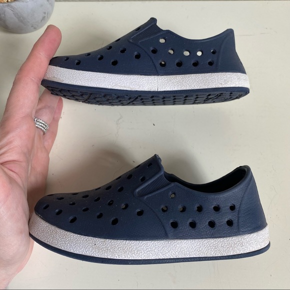 Cat & Jack Navy Blue Water Play Toddler Shoes - Picture 7 of 10